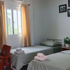  Проживание в семье B&n House